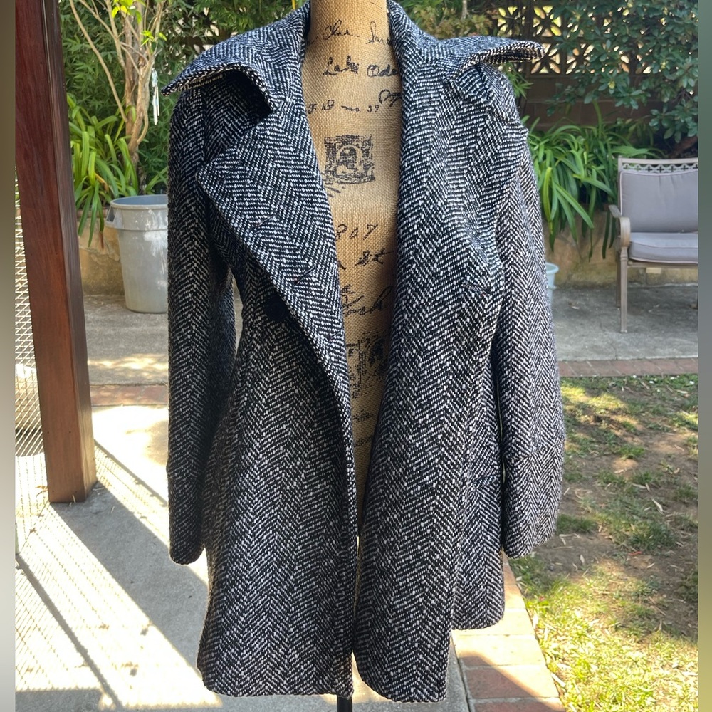 Guess Trench Coat